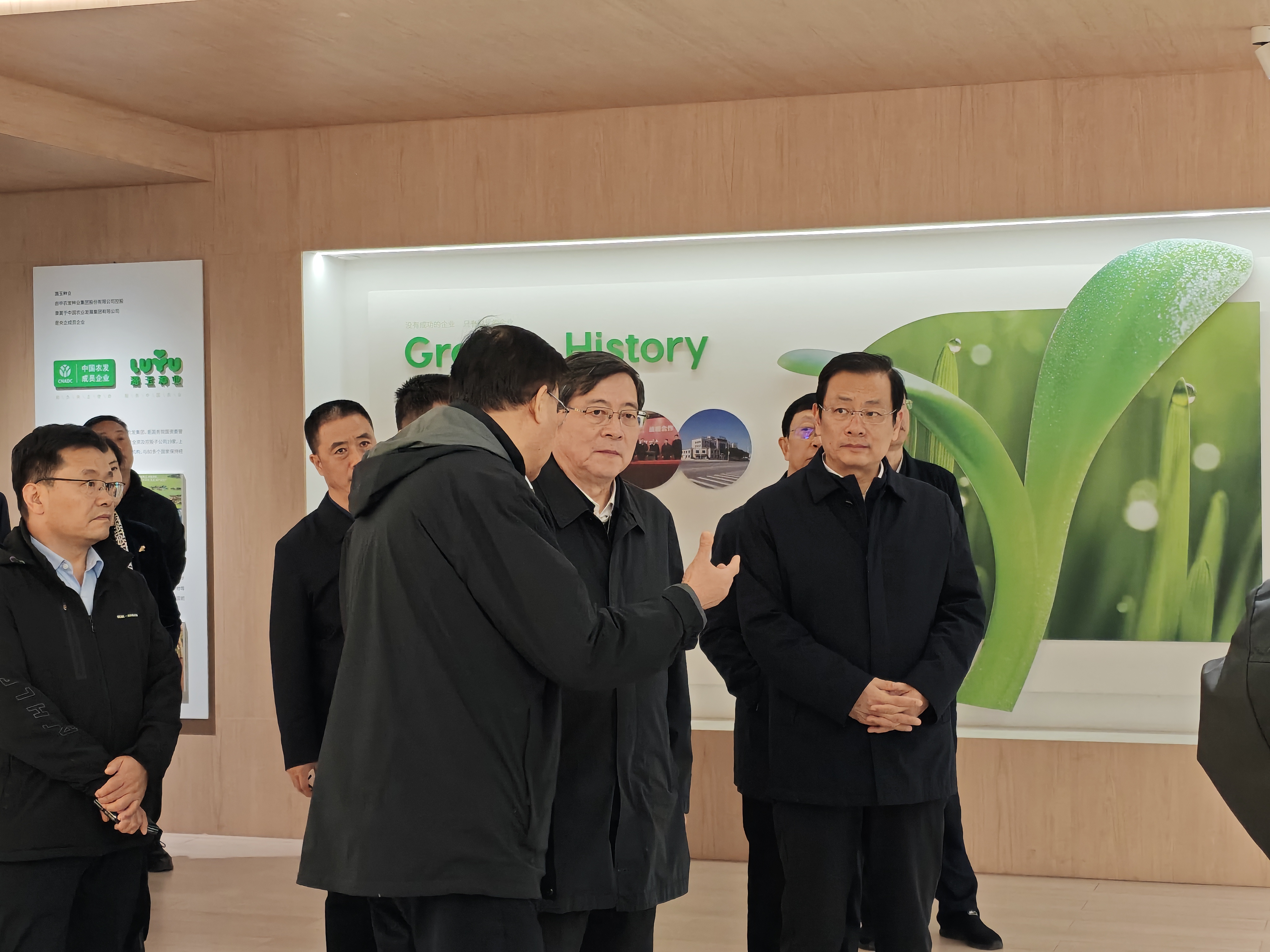 微信图片_20251022103546_267_24.jpg 微信图片_20251022103546_267_24.jpg